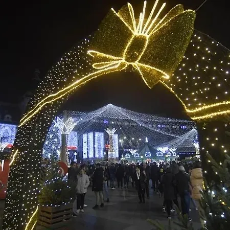 Lovely Flat With Bathtub 5 Mins From Center Apartment Craiova