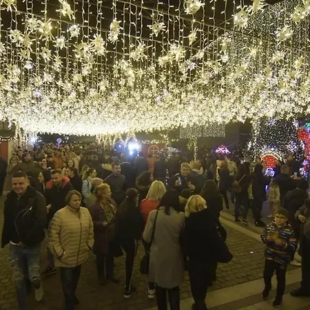 Lovely Flat With Bathtub 5 Mins From Center Craiova