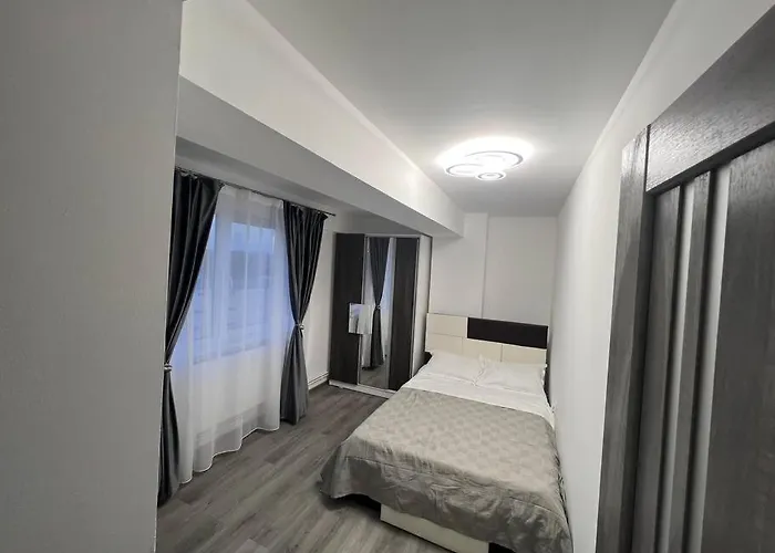 アパート Lovely Flat With Bathtub 5 Mins From Center クラヨーヴァ