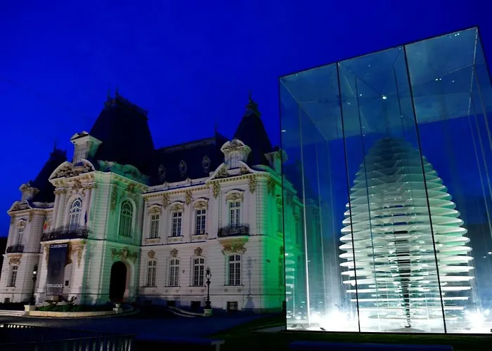 Lovely Flat With Bathtub 5 Mins From Center アパート